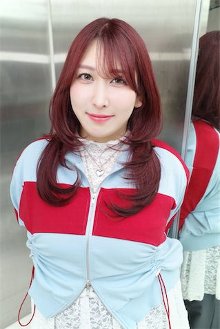 3時のヒロイン・ゆめっち、赤髪レイヤーカットに大胆イメチェン「めっちゃ美人やん！」