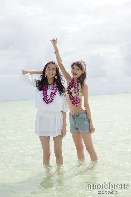 山本美月&松元絵里花/5月6日放送「ぶら旅ハワイ!山本美月が楽しむホノルルスペシャル」より