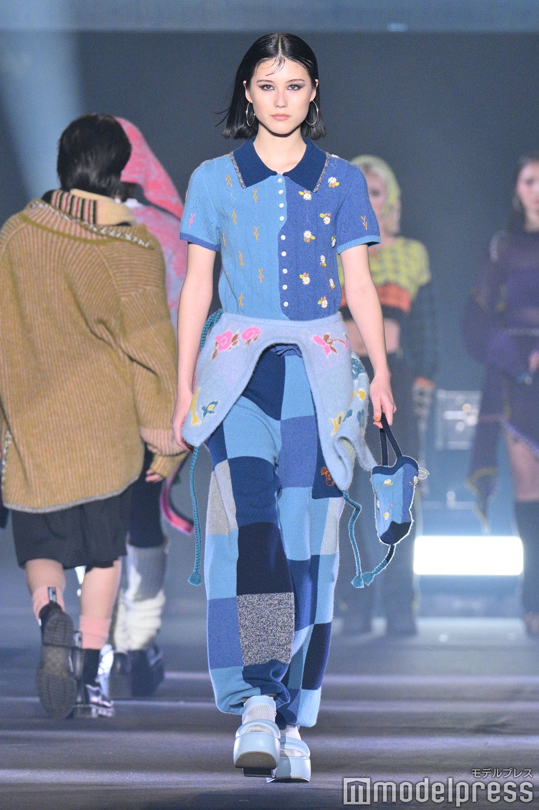 （C）モデルプレス