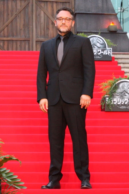 コリン・トレボロウ監督。