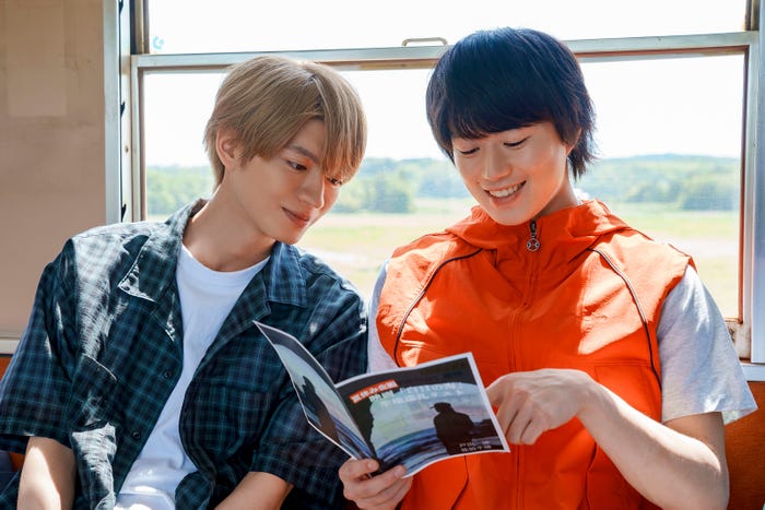 杢代和人、奥智哉「君は夏のなか」第2話(C)古⽮渚・⼀迅社/「君は夏のなか」製作委員会