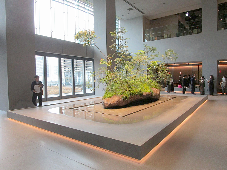 高輪ゲートウェイシティ、28日に全体開業 1日10万人滞在の新たな街が完成 