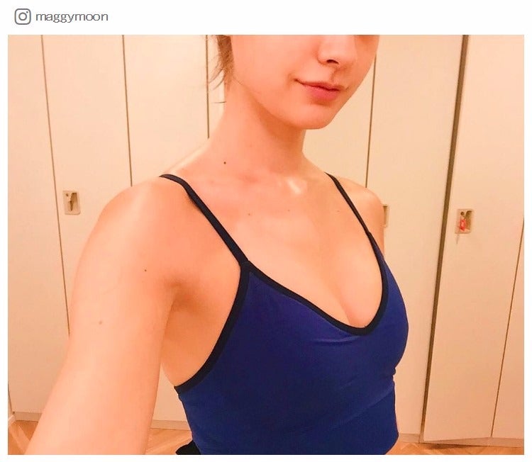 マギー、美乳・デコルテあらわ“柔らかボディ”に熱視線