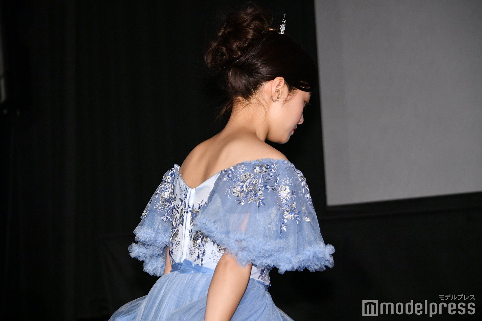 橋本環奈（C）モデルプレス