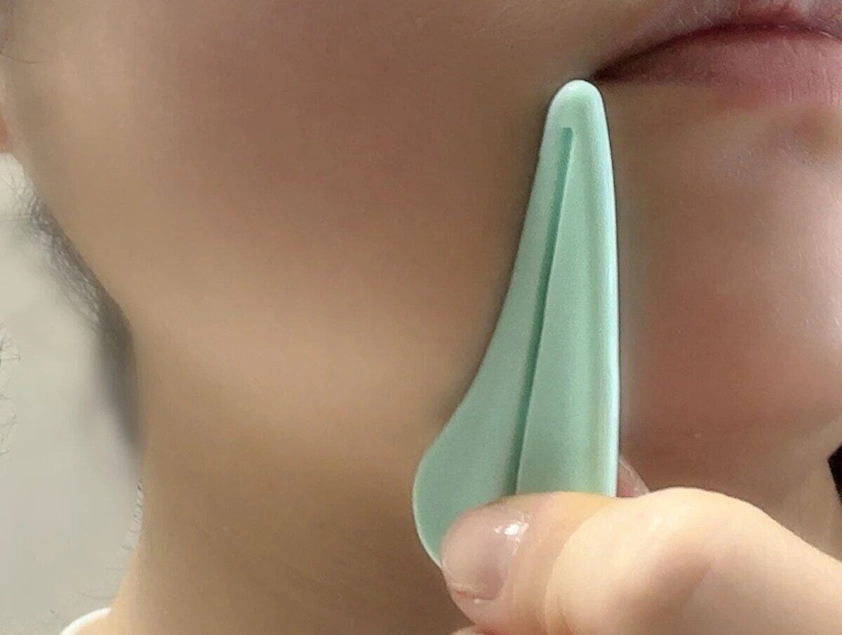 ダイソー　チェーン付きかっさ　使用例　かっさ