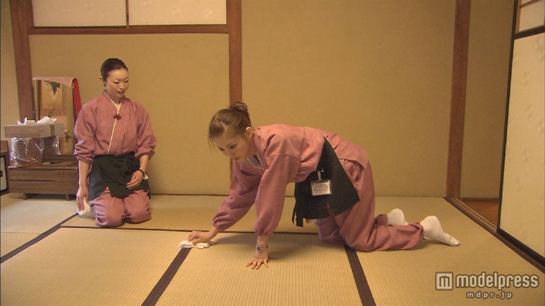 「仕事ハッケン伝」（NHK総合）に出演する押切もえ