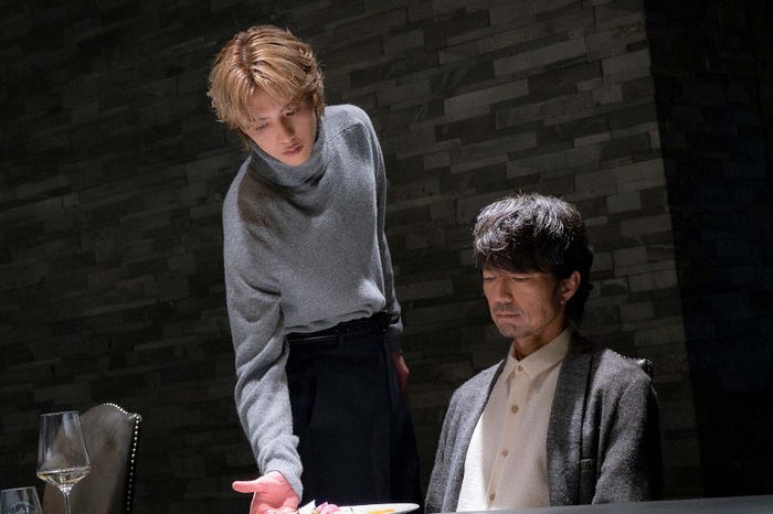 志尊淳、仲村トオル「フェルマーの料理」第6話より(C)TBS