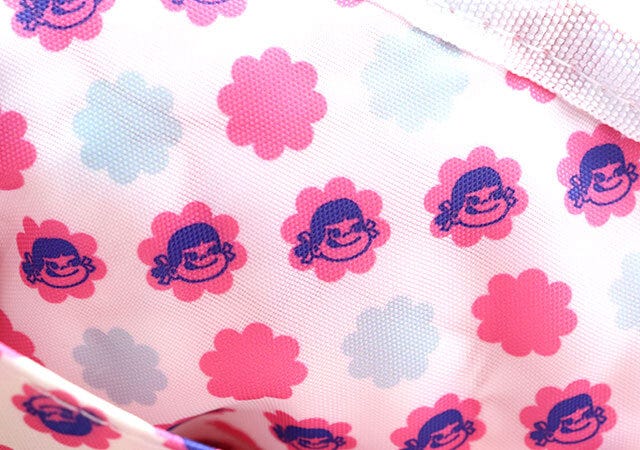 ペコちゃんふわふわキルティングポーチミルキー包み紙デザイン