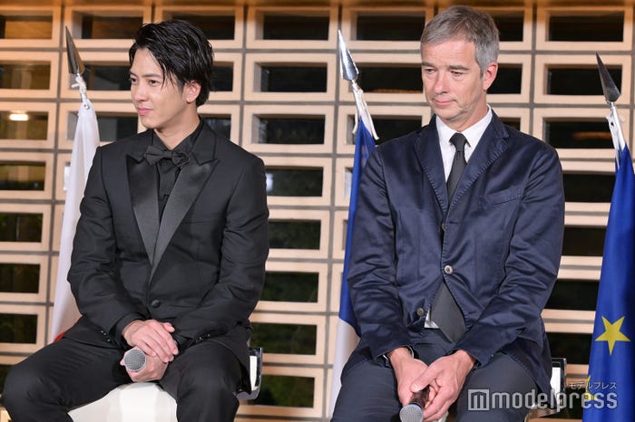 山下智久、クラウス・ジマーマン(C)モデルプレス