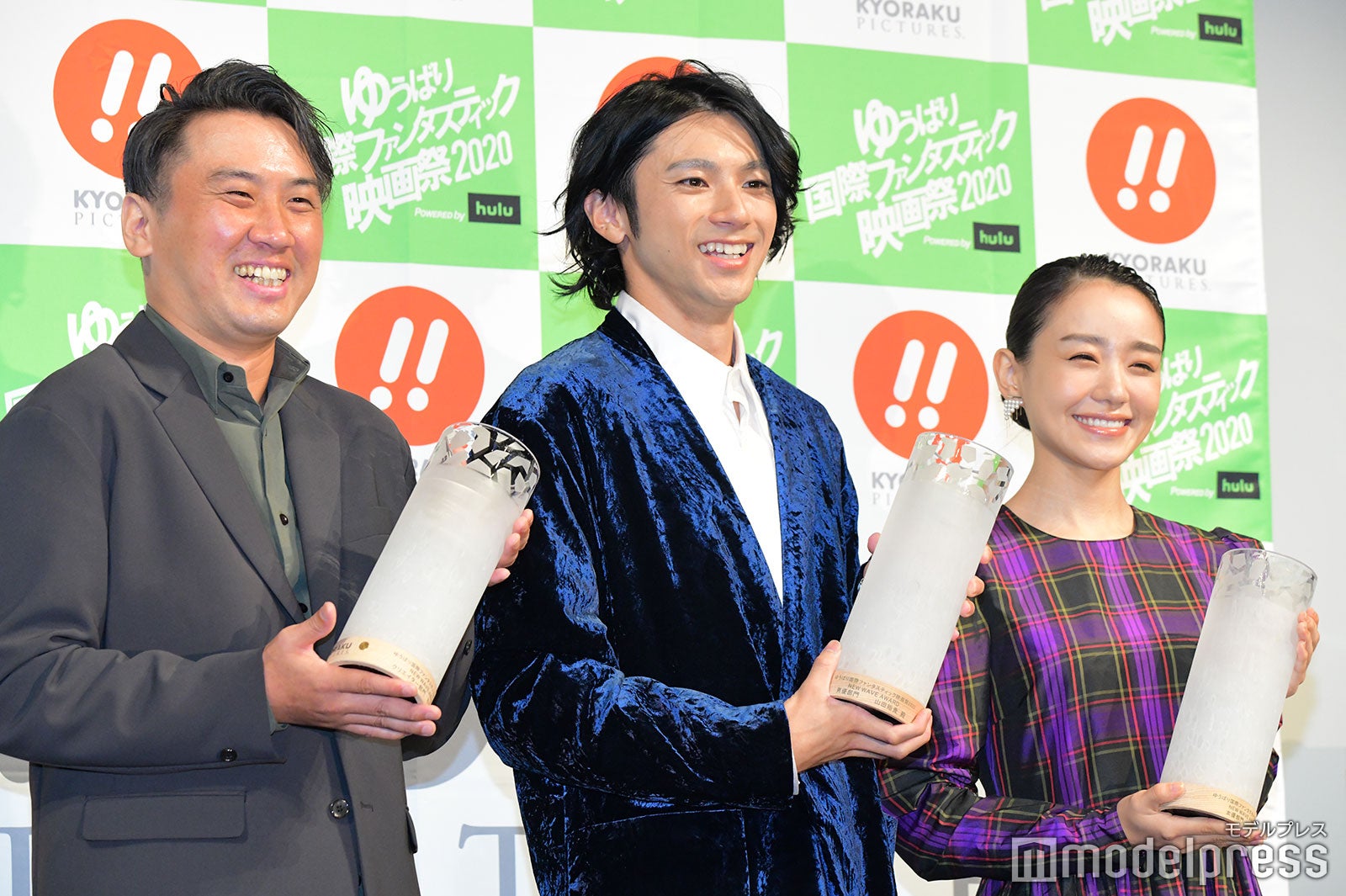 杉原輝昭監督、山田裕貴、奈緒（C）モデルプレス