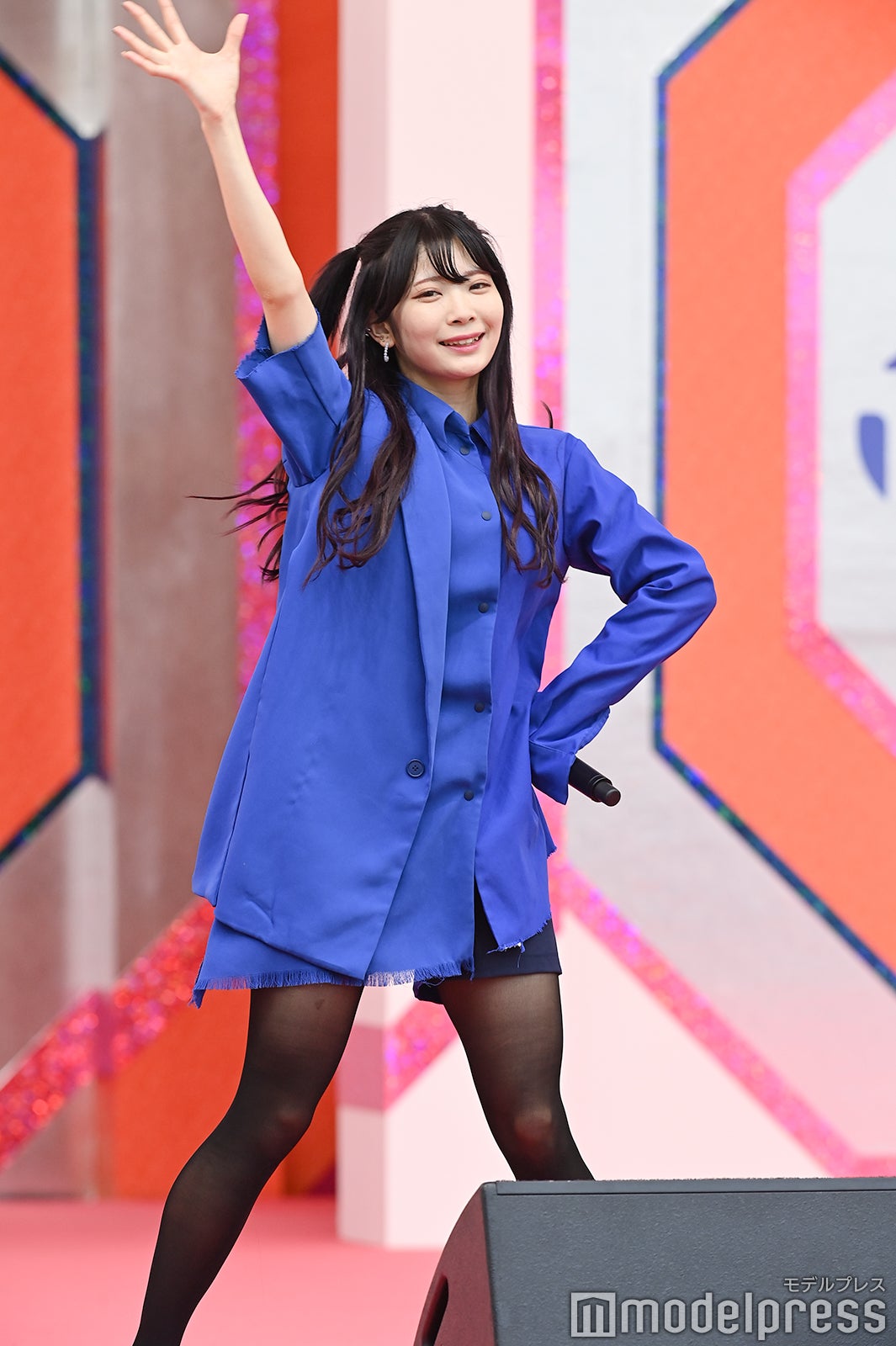 CARRY LOOSE（C）モデルプレス