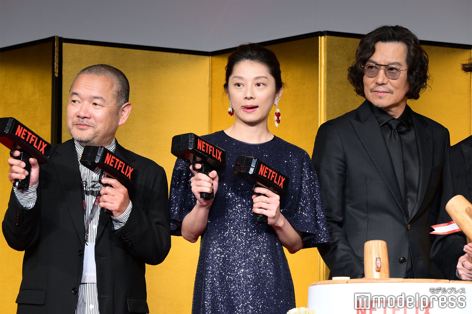 大根仁、小池栄子、豊川悦司（C）モデルプレス