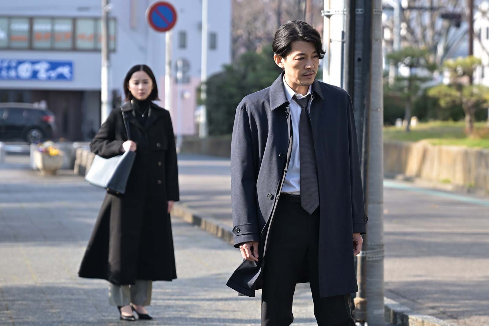 堀田真由、藤木直人「アンチヒーロー」第4話より（C）TBS