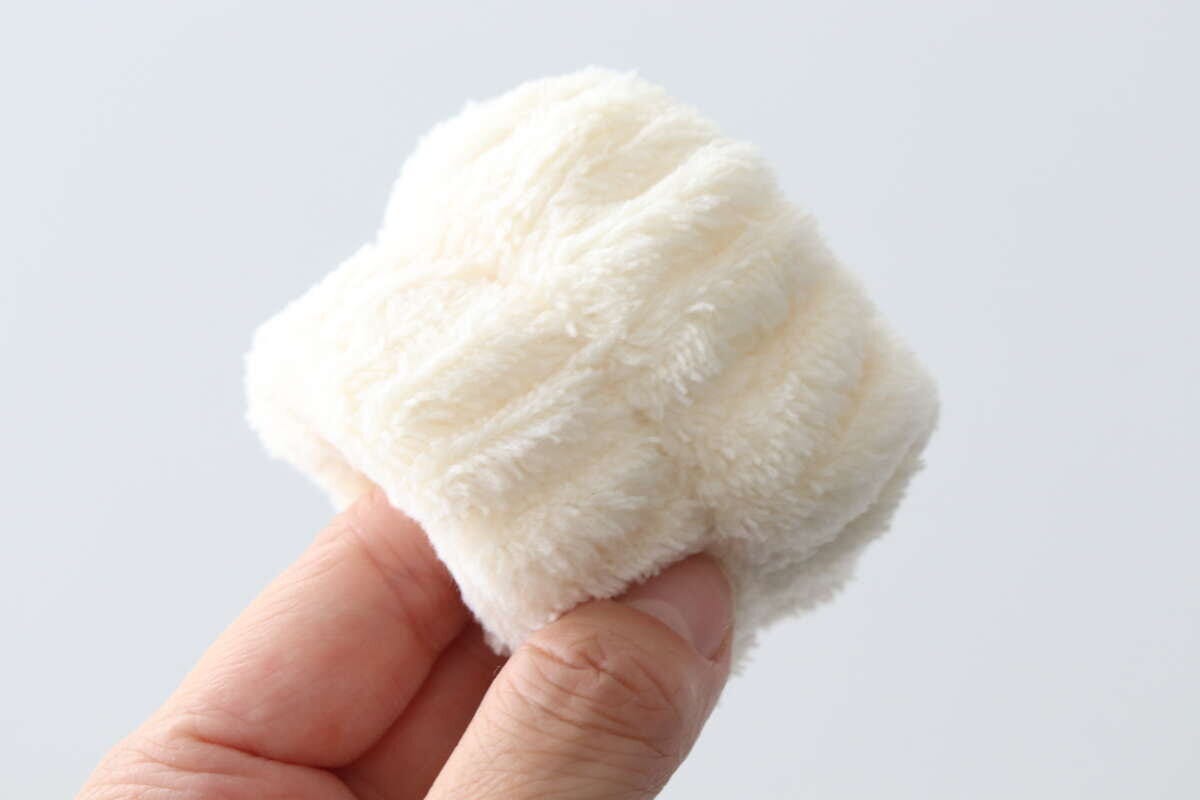 洗顔用リストバンド(アイボリー) 素材感 洗顔用リストバンド(アイボリー) 素材感