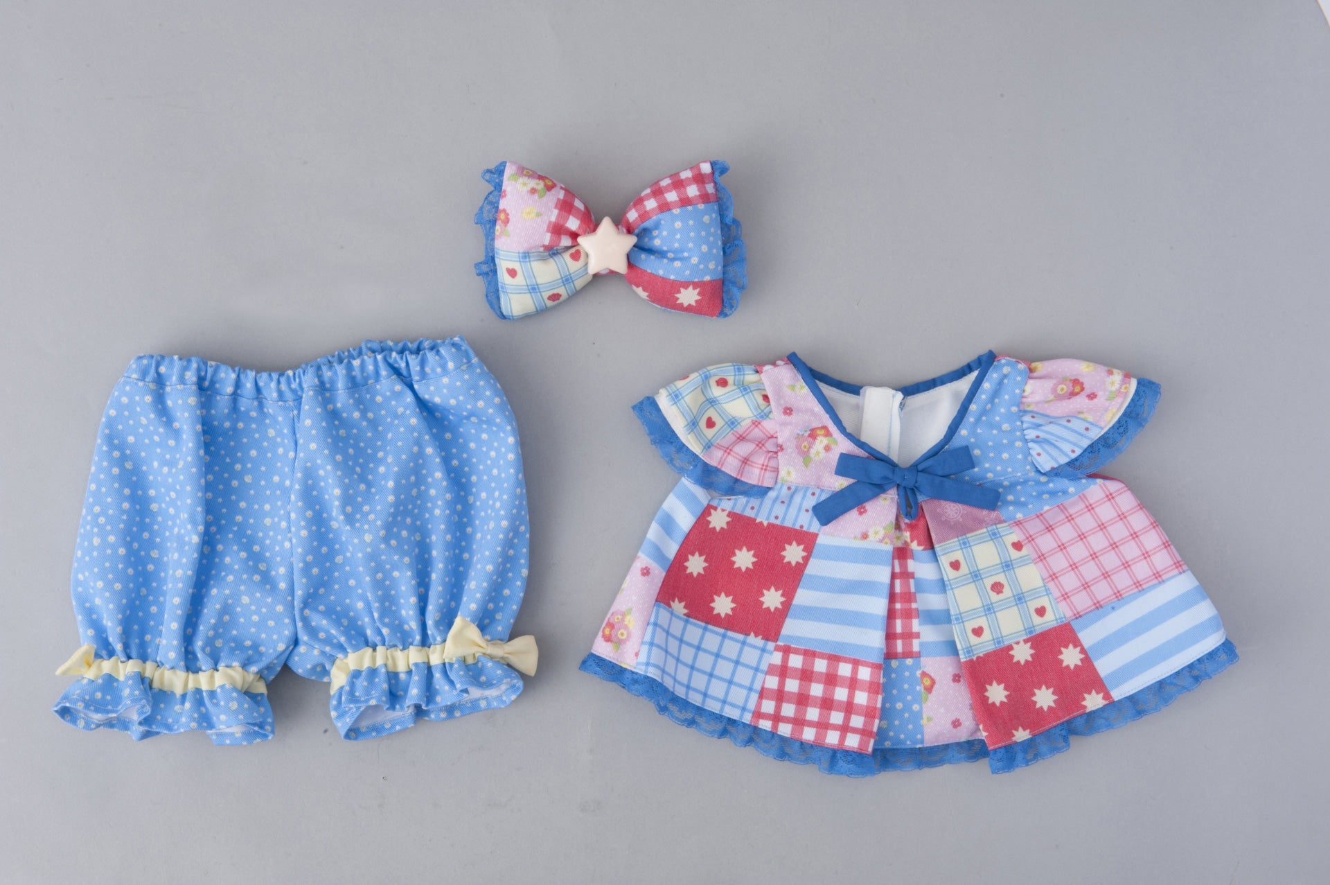 コスチュームセット￥4300（C）Disney