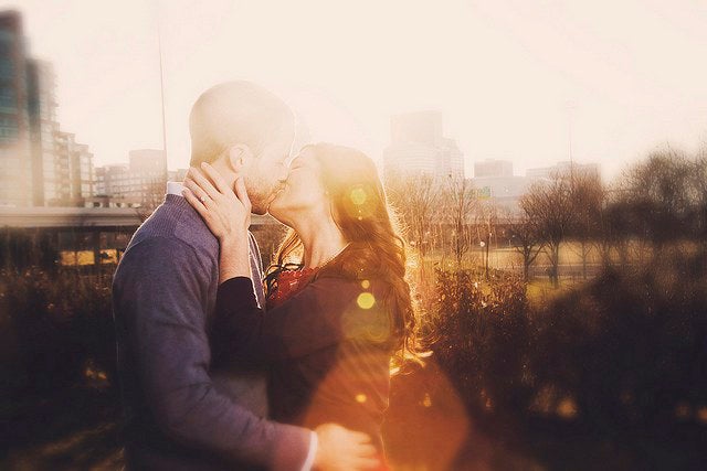 遠距離恋愛を成功させる方法4つ／Photo by tmarsee530