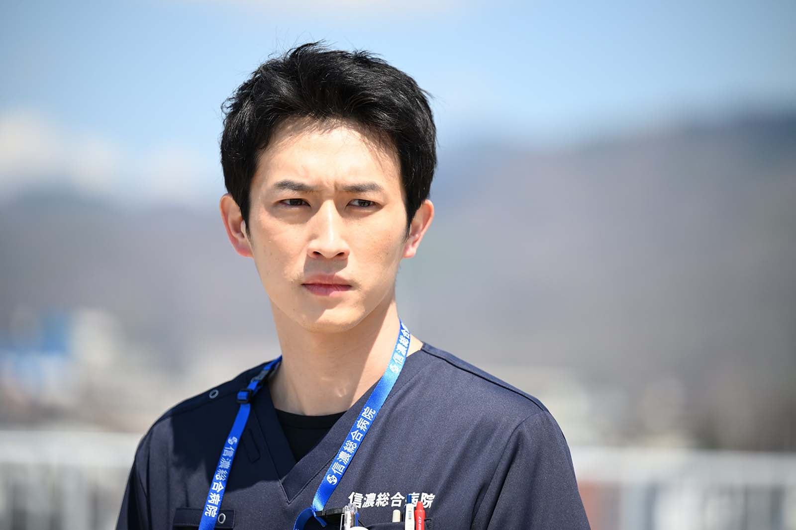 杉野遥亮「マウンテンドクター」第2話より（C）カンテレ