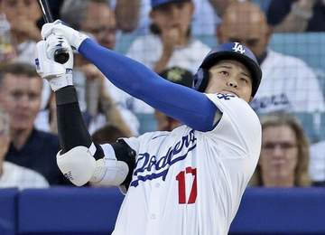 「すごいホームラン。中堅方向にあの飛距離」 大谷の後半戦1号に解説者絶賛 飛距離131.6mの大きな一発も