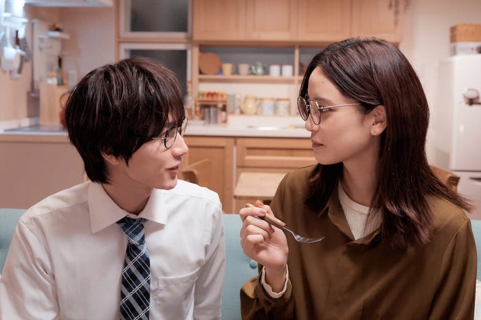 七五三掛龍也、山崎紘菜(C)テレビ朝日