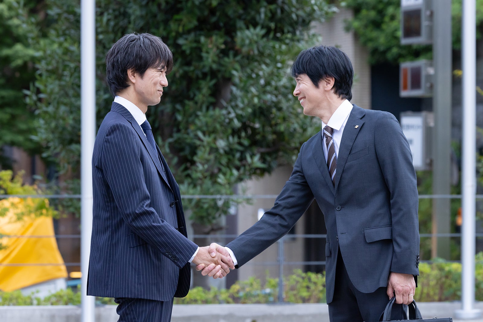 仲村トオル、佐々木蔵之介「Destiny」第5話より（C）テレビ朝日