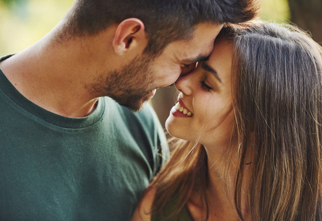 ムード作りしてる 男性を虜にする ハグ上級者度テスト モデルプレス