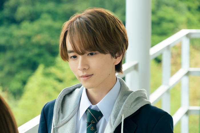 板垣李光人(C)2023「なのに、千輝くんが甘すぎる。」製作委員会(C)亜南くじら/講談社