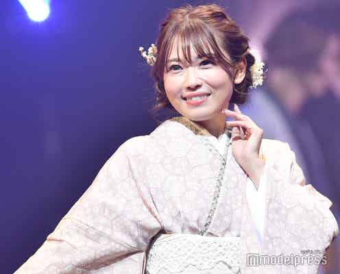 Sサイズモデルさおりん、レースで現代風アレンジ和服着こなし 笑顔弾ける<FASHION LEADERS 2022>