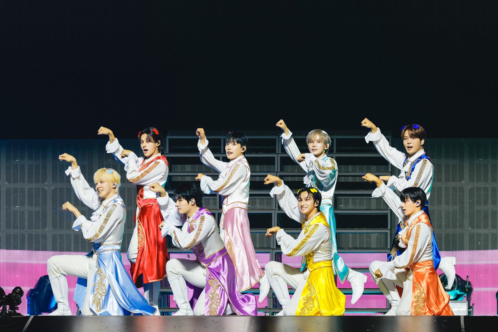 【ATEEZ 約1年4か月ぶり日本ファンミ】話題沸騰中「BAD」パフォーマンスから「かわいいだけじゃだめですか？」カバーまで