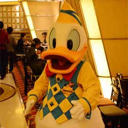 ディズニーアンバサダーホテル内レストラン「シェフ・ミッキー」ドナルドダック