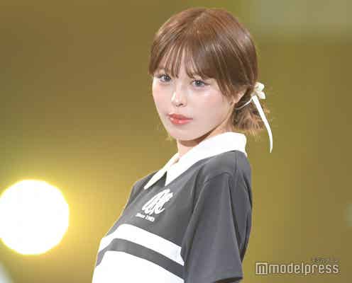 おさき、美太もも際立つポロワンピ姿 ツインお団子ヘアが可愛い【サツコレ2025S/S】