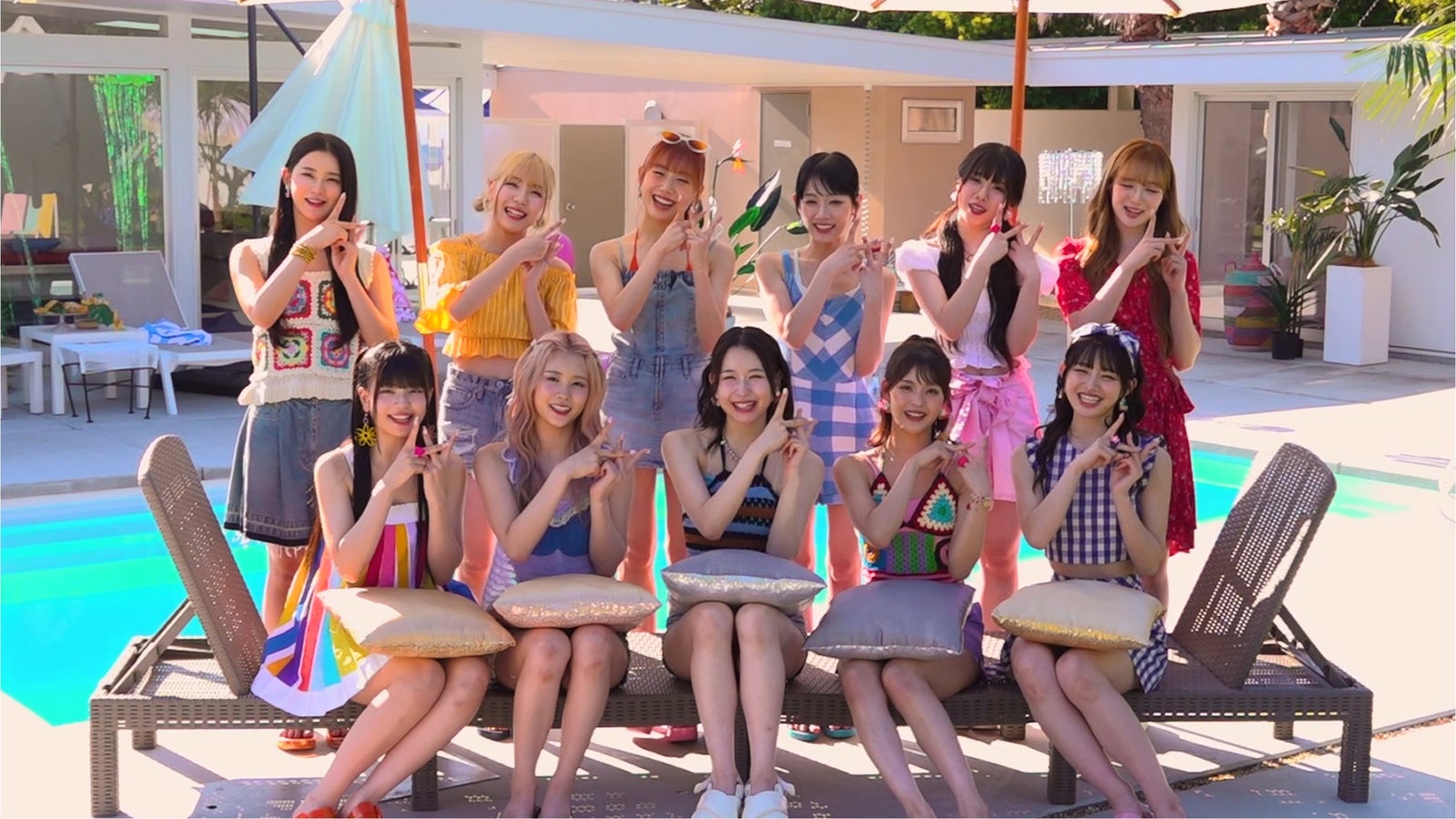 ME:I（提供写真）