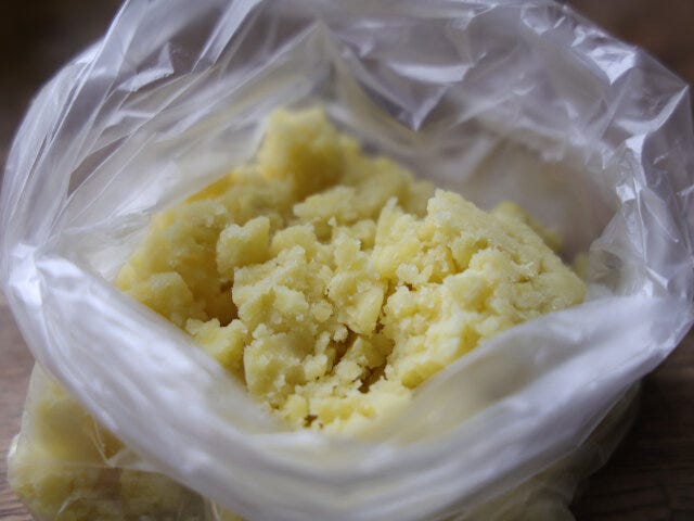 ビニール袋に入れて潰してもOK ビニール袋に入れて潰してもOK