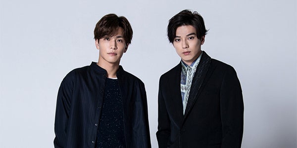 名も無き世界のエンドロール☆プレスシート☆岩田剛典&新田真剣佑 名も無き世界のエンドロール：制服姿の岩田剛典＆新田真剣佑