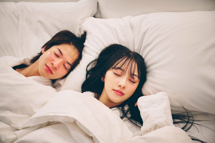 百瀬拓実、堀未央奈/「私たち結婚しました 5」(C)AbemaTV, Inc.