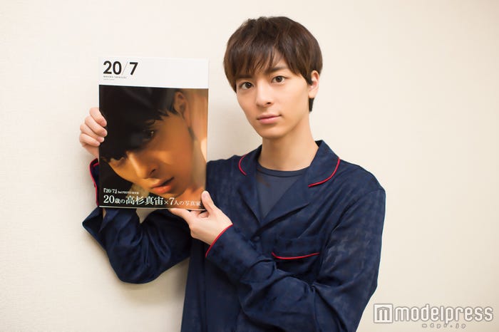 写真集の見どころは?(C)モデルプレス