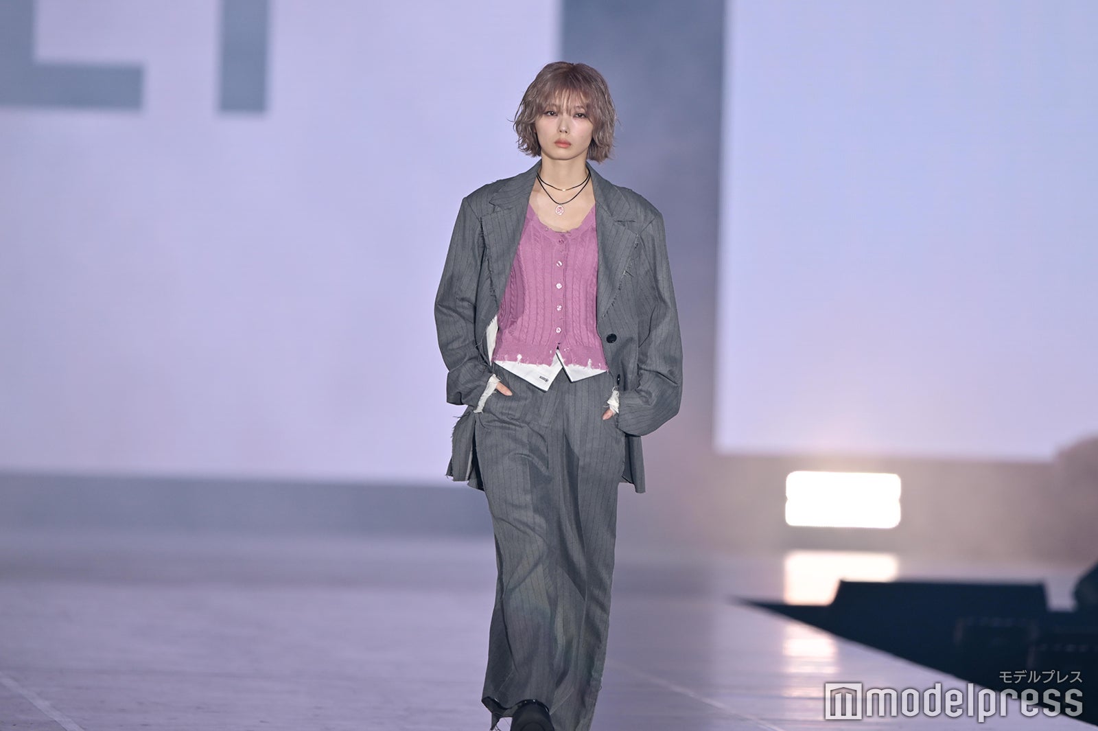 （C）モデルプレス