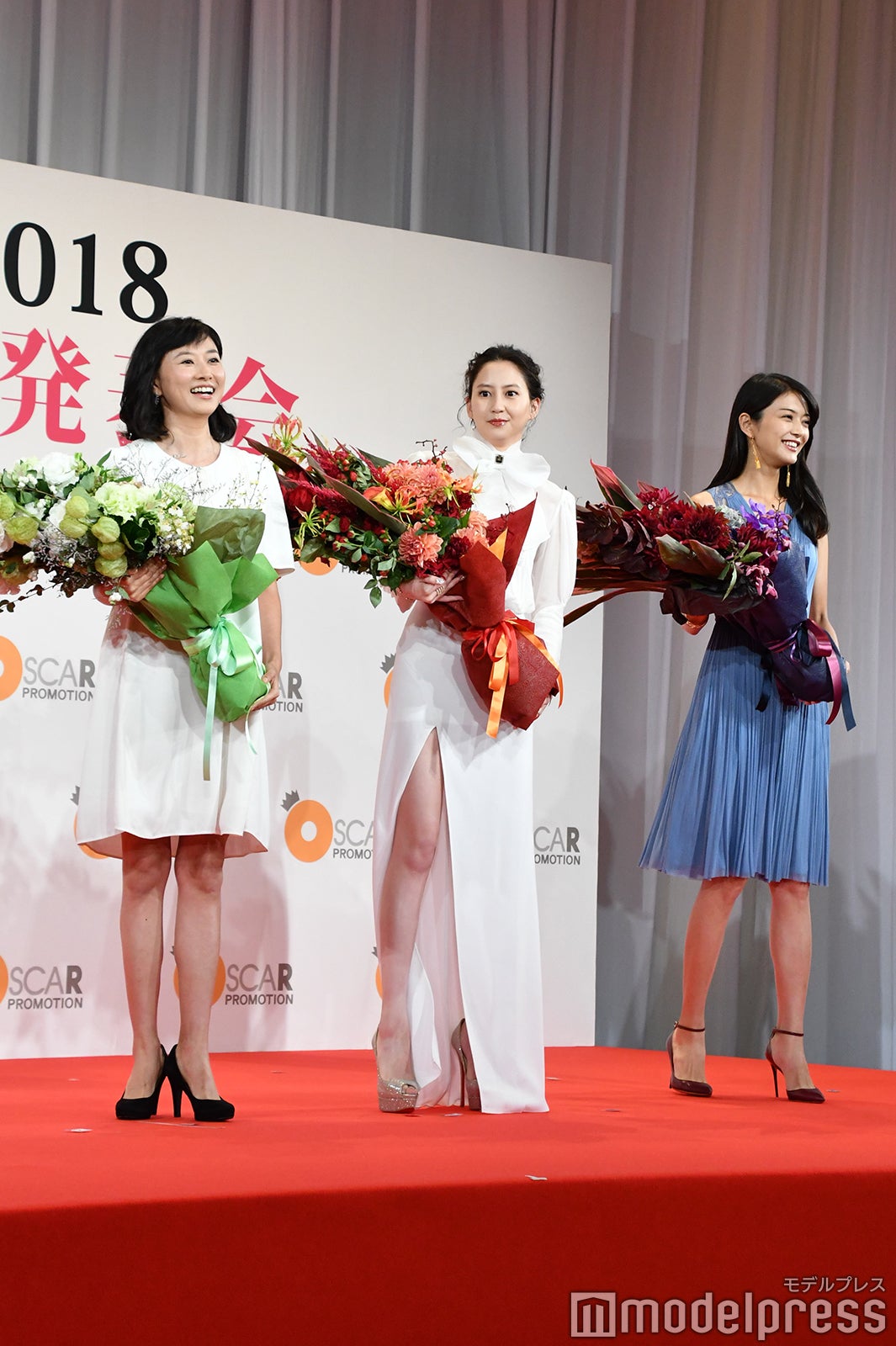 （左から）菊川怜、河北麻友子、田中道子（C）モデルプレス