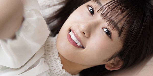 櫻坂46井上梨名、グラビアでもバラエティセンス発揮？新たな世界観で