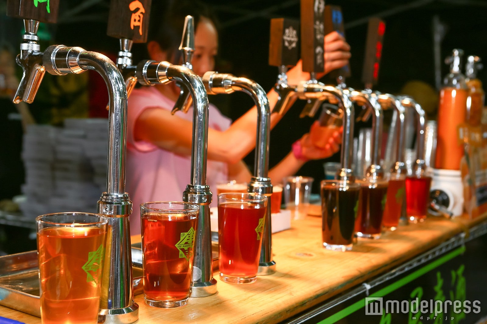 2016けやきひろば 春のビール祭りイメージ／画像提供：さいたまアリーナ