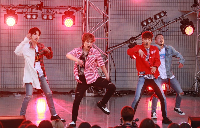 「EXO-CBX Free Showcase “Colorful BoX”」(提供写真)