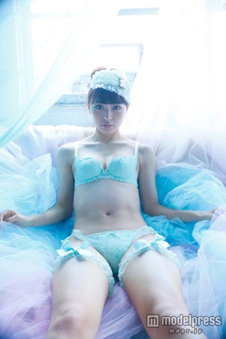 写真集「Magical」/画像提供:ワニブックス