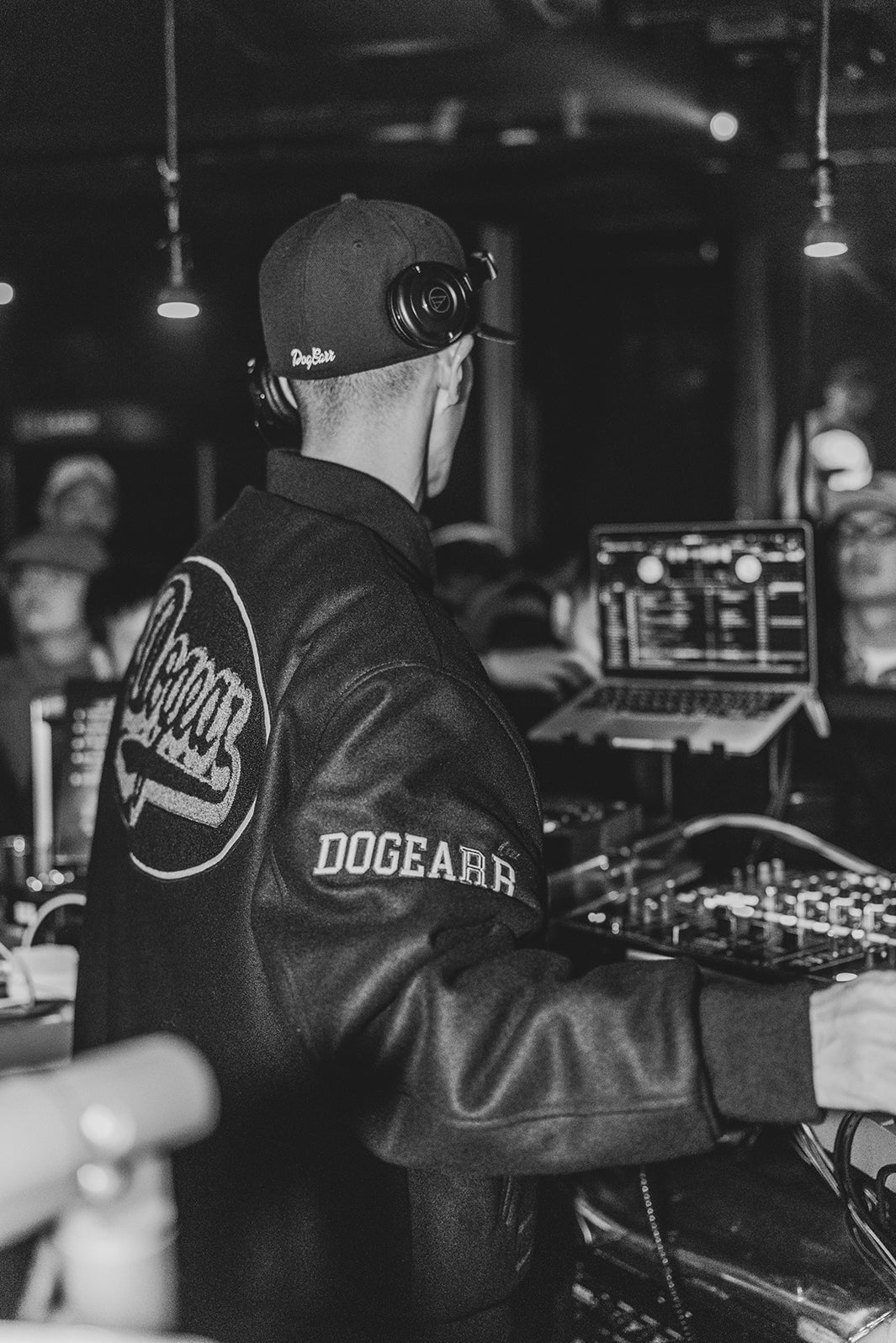 16FLIPアーティスト写真（C）読売テレビ