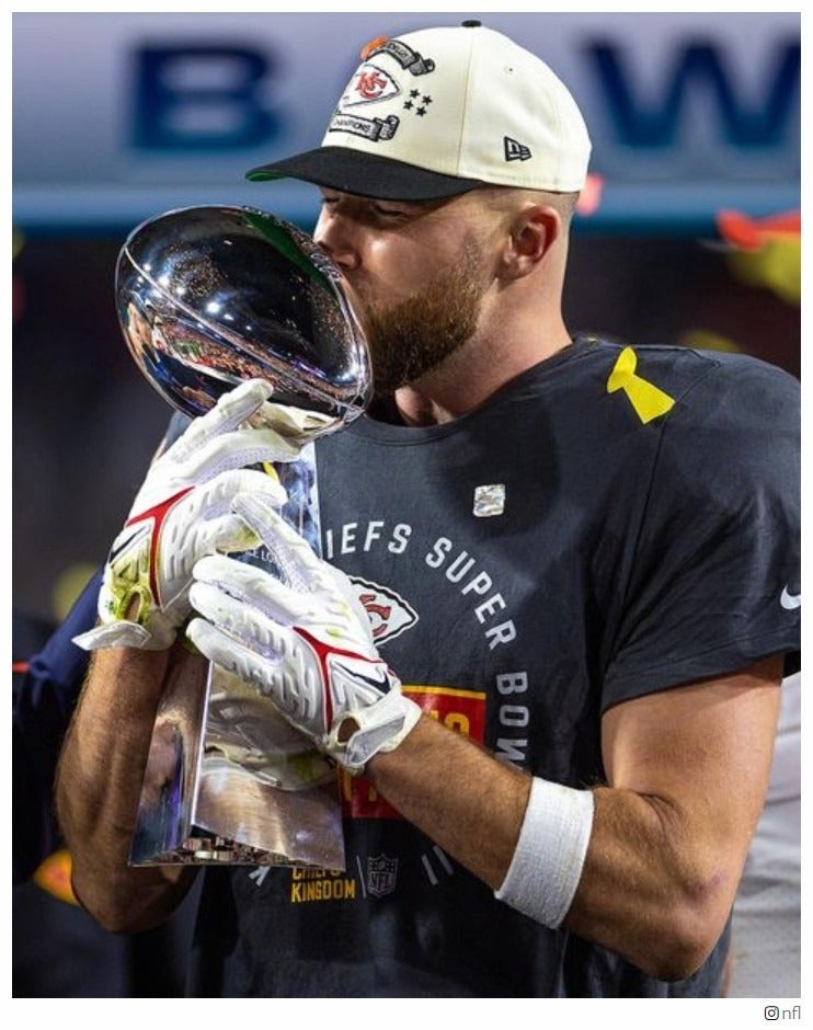 トラヴィス・ケルシー／NFL公式Instagramより