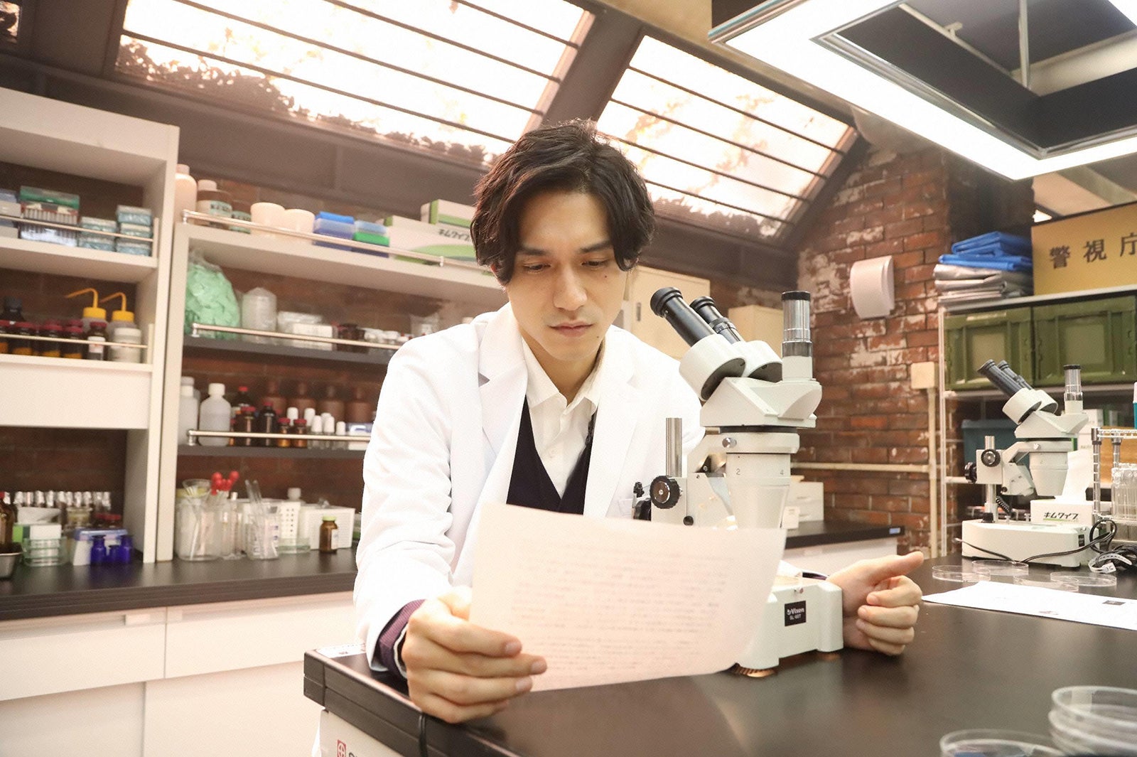 関ジャニ∞錦戸亮、専門用語のセリフを完璧暗記 新月9「トレース」科捜研セット完成