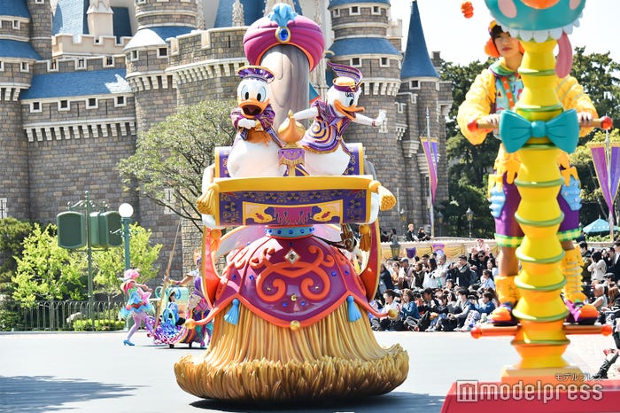 ドナルド、デイジー/パレード「ドリーミング・アップ!」(C)モデルプレス(C)Disney