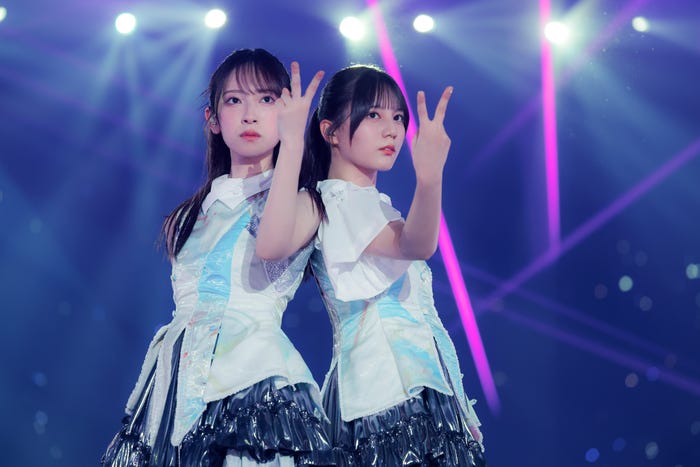 金村美玖、小坂菜緒/日向坂46 ARENA TOUR 2025「MONSTER GROOVE(C)Seed&FlowerLLC