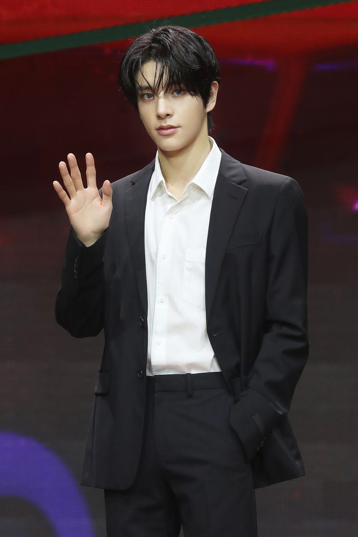 JAKE(ジェイク)(P)&(C)BELIFT LAB Inc.