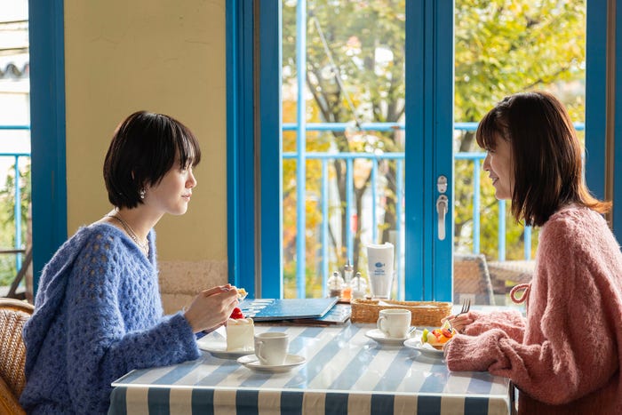 尾碕真花、工藤美桜「コールミー・バイ・ノーネーム」第3話(C)MBS