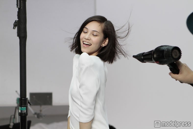 水原希子（CMメイキング）（CMメイキング）