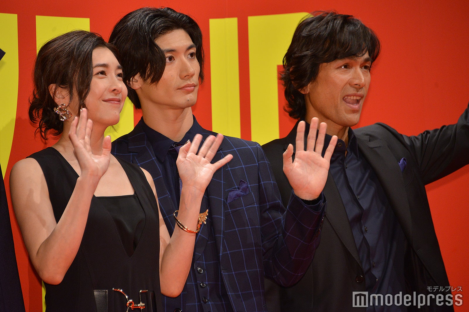 （左から）竹内結子、三浦春馬、江口洋介（C）モデルプレス